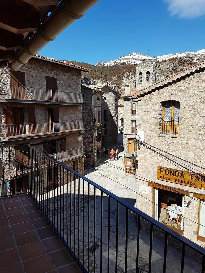 Casa de Férias Cal Sastre Vila Castellar De N'Hug Espanha